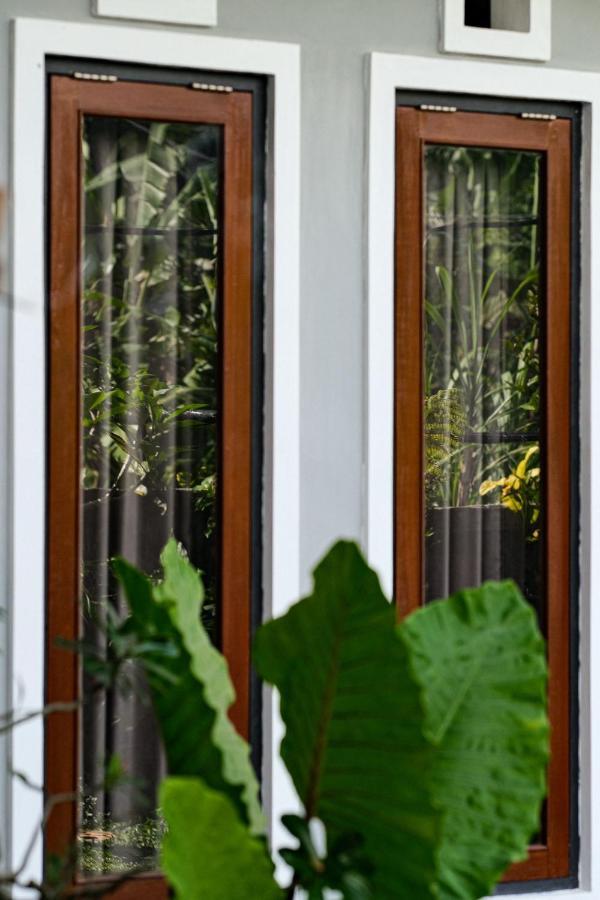 Gending Sari House Apartment อูบุด ภายนอก รูปภาพ
